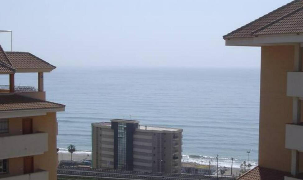 Piso Playa Carvajal Apartment Fuengirola Bagian luar foto